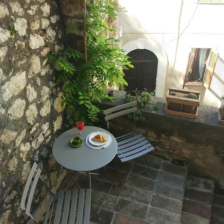 Daire Foresteria Terra Majura Terni